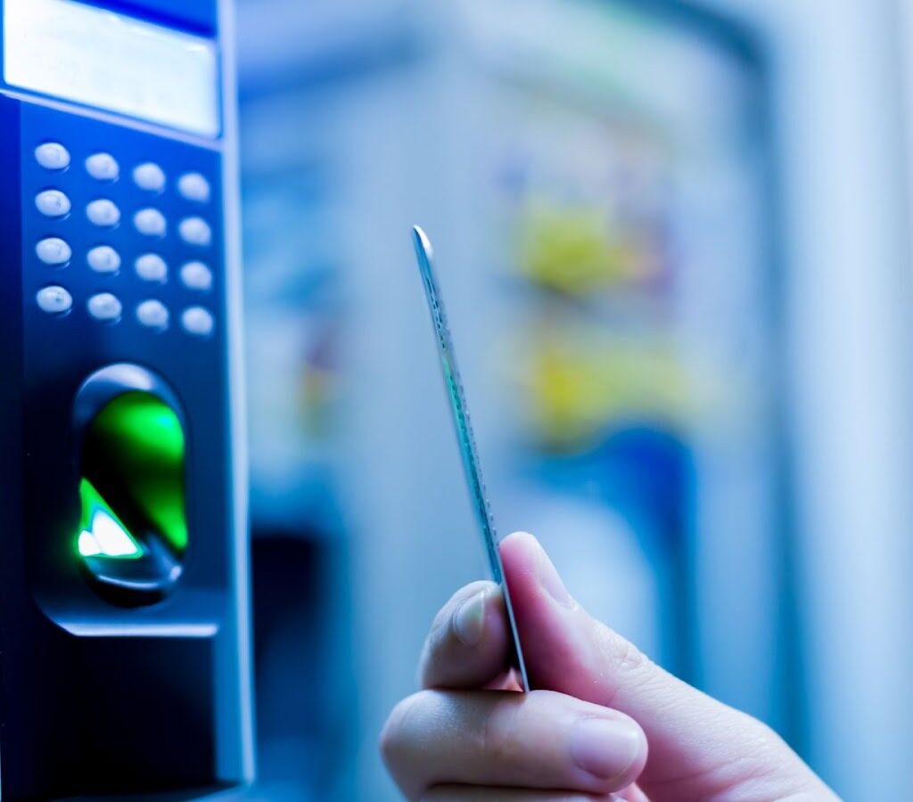 Controles de acceso para sistemas de seguridad